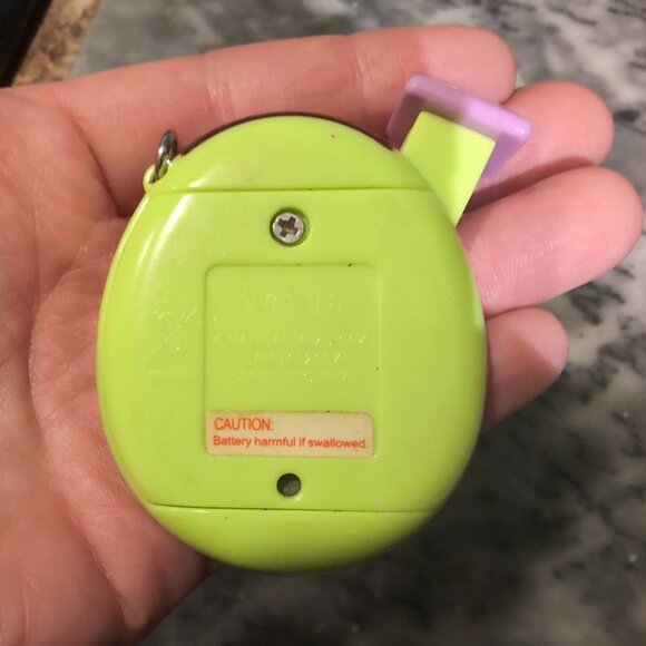 Rare 2004 Tamagotchi Connection V5 Familitchi Tama House Music Note Green & Pink - Picture 4 of 5